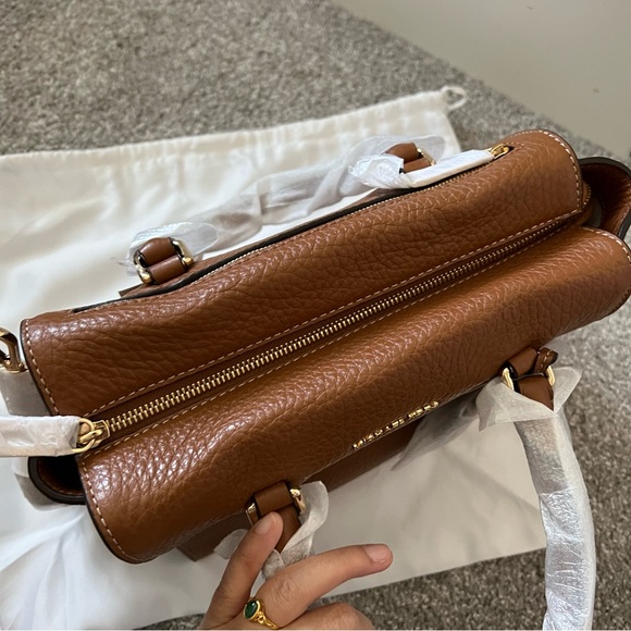 Michael Kors satchels bag Selby crossbody bag NWT - Picture 4 of 14